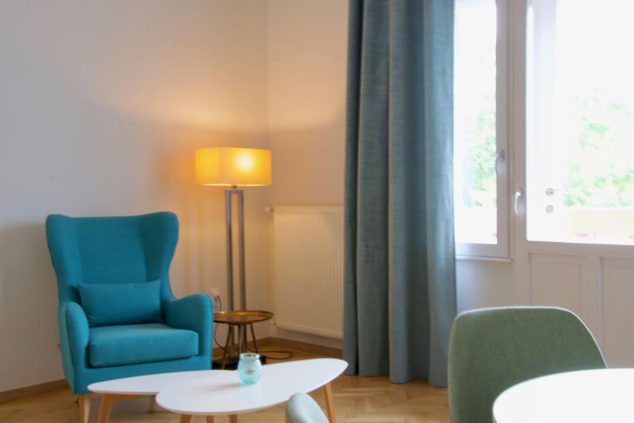 Europest Luxury Suites Budapest Bagian luar foto